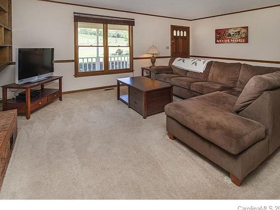 4th image of 7227 Locke Dr