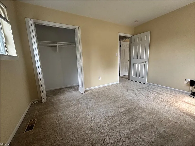 441 Woodlake Rd — Photo 23