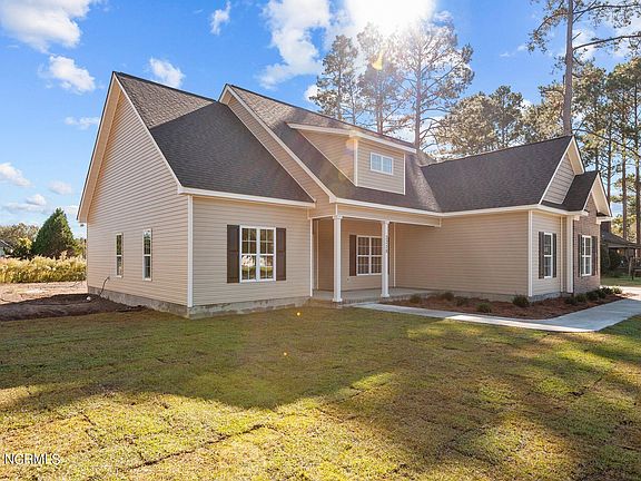 2nd image of 2218 Lee Drive