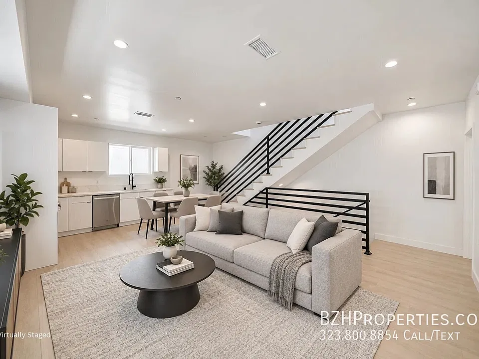 5655 Case Ave #2