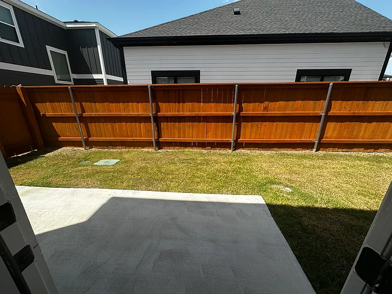 Barbarosa Rd — Photo 26