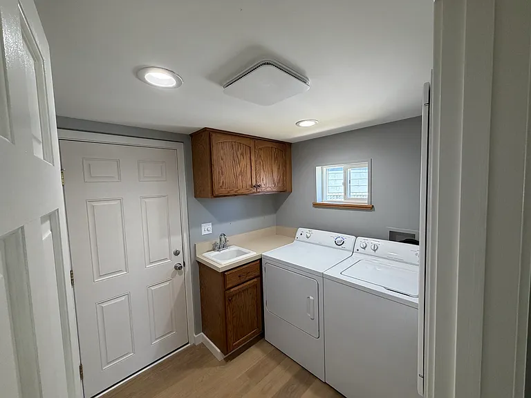 809 Stanton Ave — Photo 7