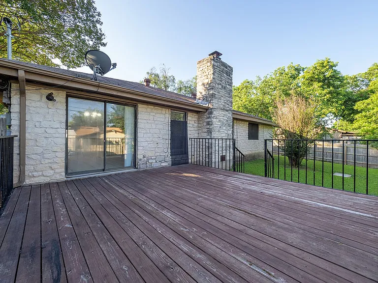 4804 Broadhill Dr — Photo 18