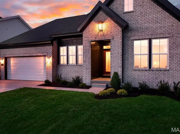 210 Kerry Downs Dr, Dardenne Prairie, MO 63368