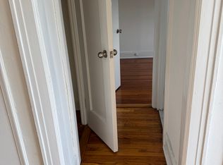 3114 35th St APT 4B, Astoria, NY 11106