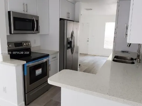 17001-17001 NW 22nd St, Pembroke Pines, FL 33028