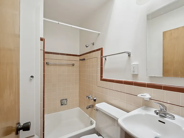 10 Lupine Ave — Photo 12