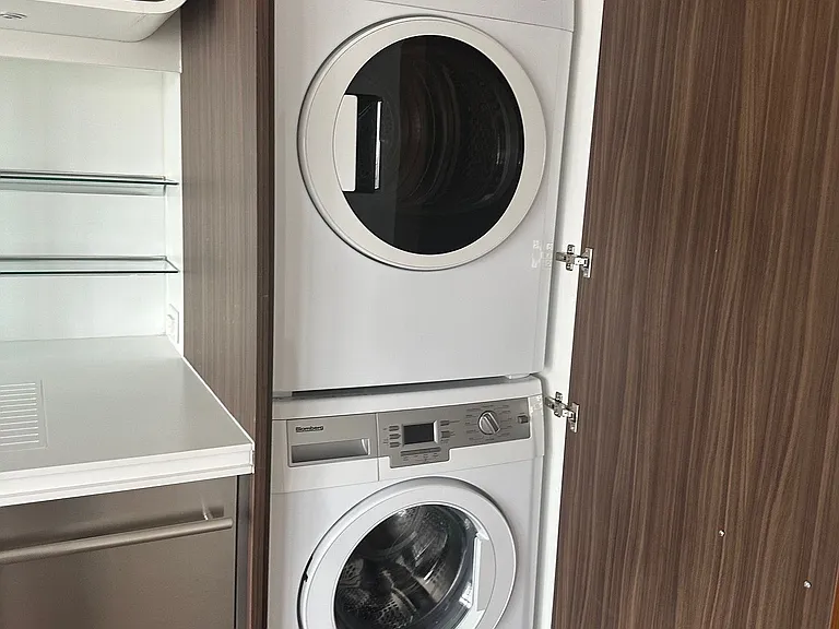 45 Charles St E #203 — Photo 6