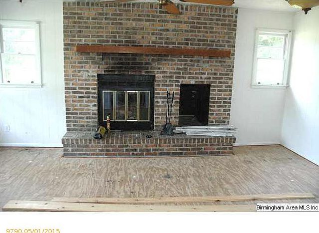2nd image of 620 Park Ln