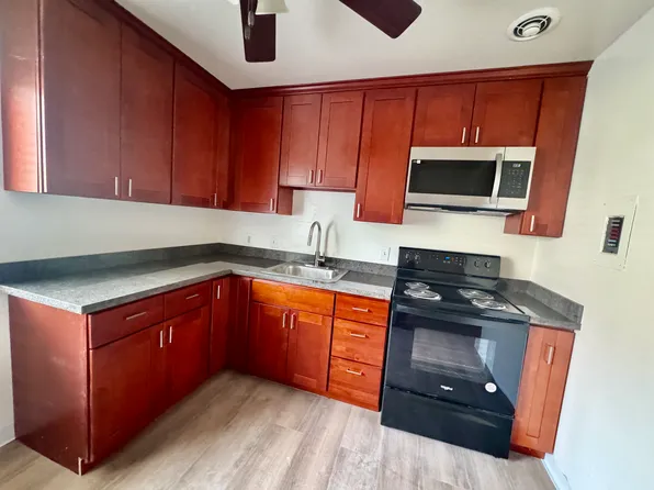 2715 S St APT 3, Sacramento, CA 95816
