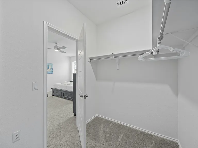 12529 Hallstatt Dr — Photo 34