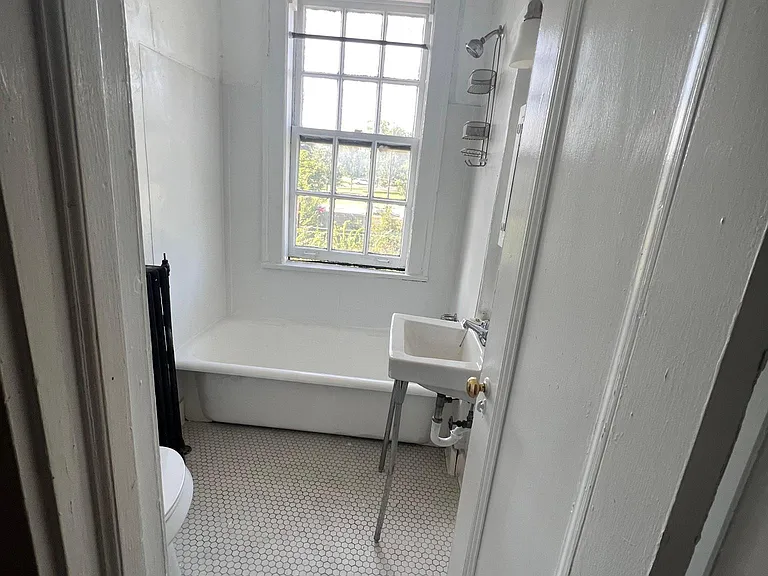 3427 Lee Rd #3 — Photo 7