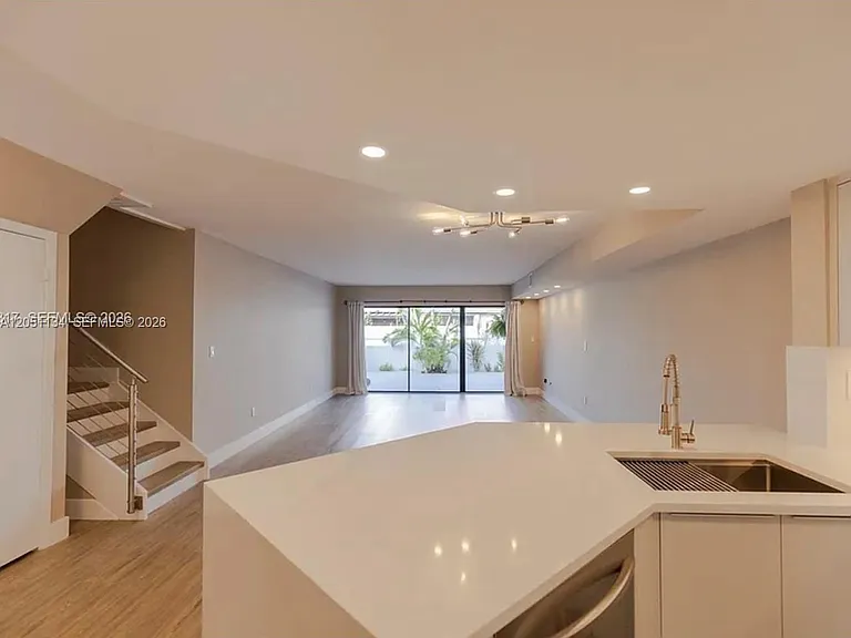3525 Magellan Cir #626 — Photo 5