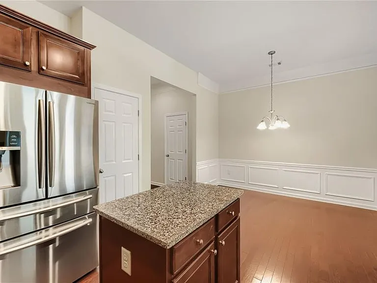 2444 Norwood Dr SE — Photo 12