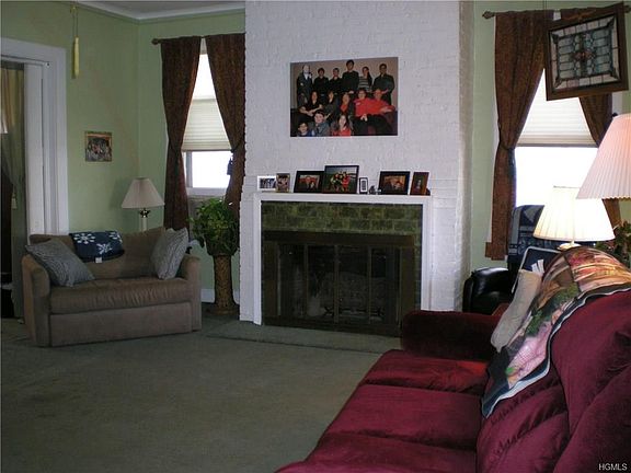 4th image of 171 Park Ave