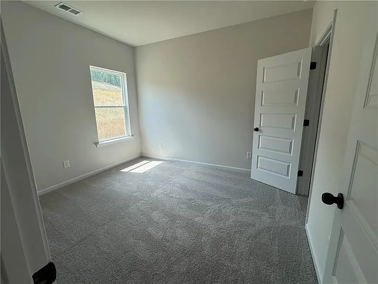 423 Perth Dr — Photo 22