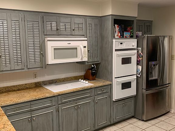 5th image of 825 Piedmont Dr