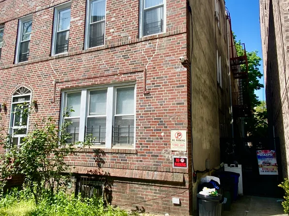 1586 East 22nd Street image 3 of 8