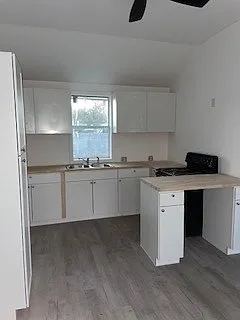 1001 College Ave #B — Photo 3