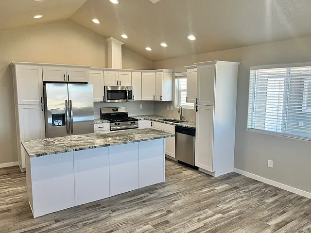 Building Photo - 2220 Pheasant Tail Cir