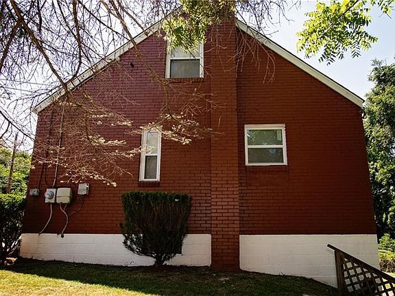 3rd image of 316 Parkridge Dr