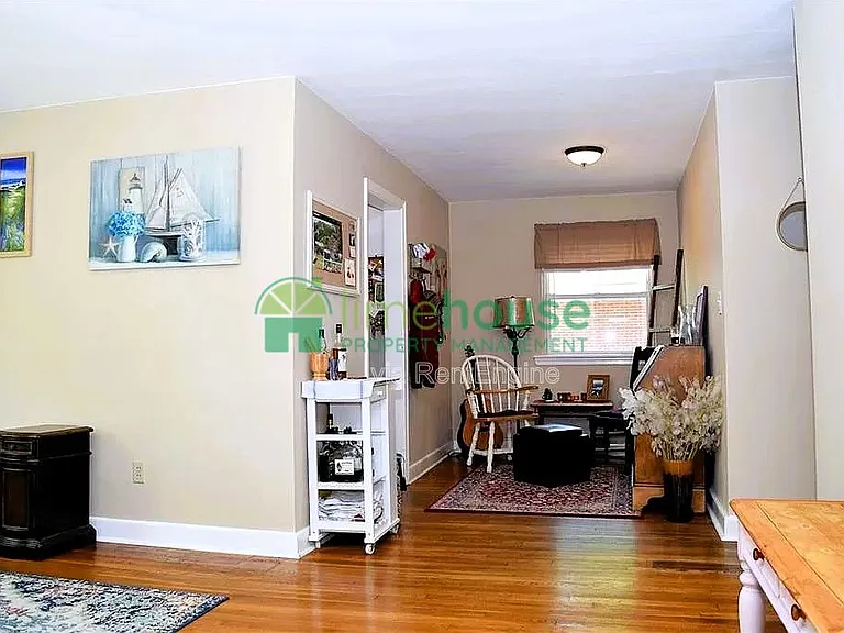 1439 Simpson Ct — Photo 8