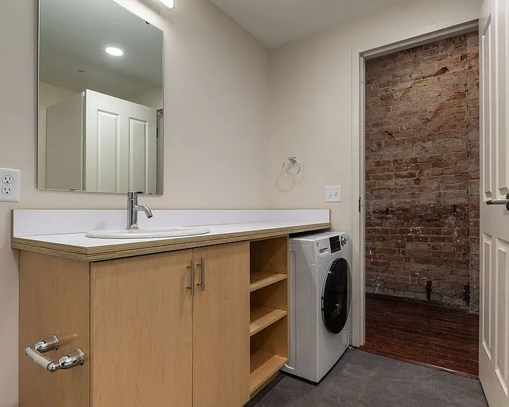 56 E McMicken Ave — Photo 9