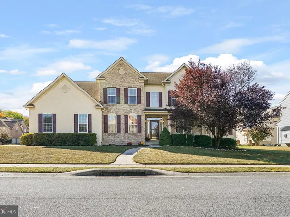 230 Margaux Cir, Newark, DE 19702
