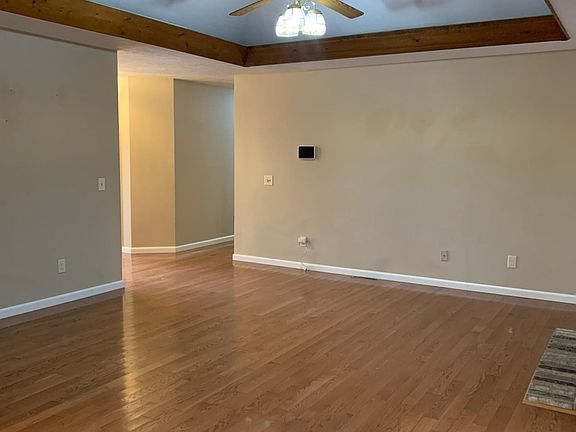 3rd image of 4510 S Drury Ct