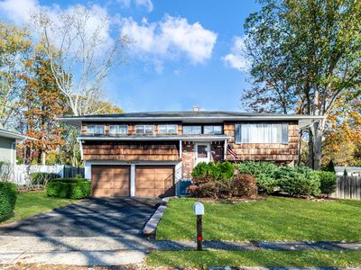 102 Jacqueline Lane, Centereach, NY, 11720
