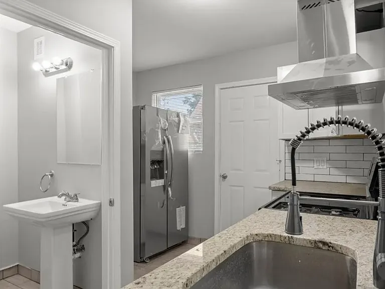 4507 High St — Photo 15