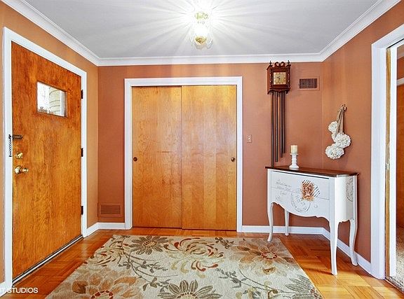 2nd image of 10100 S Turner Ave