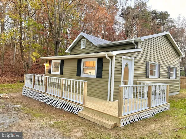 1294 E Main St, Stanley, VA 22851