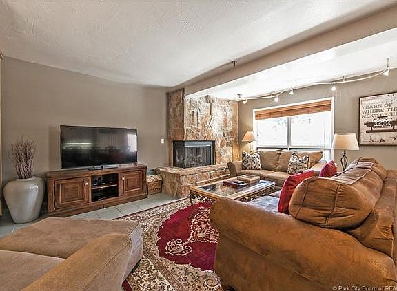 5th image of 1508 Deer Valley North Dr #1508