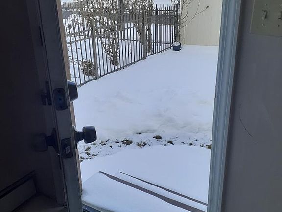 5th image of 135 E Seaman Ave Floor 1