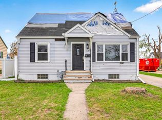 717 5th St, Menasha, WI 54952