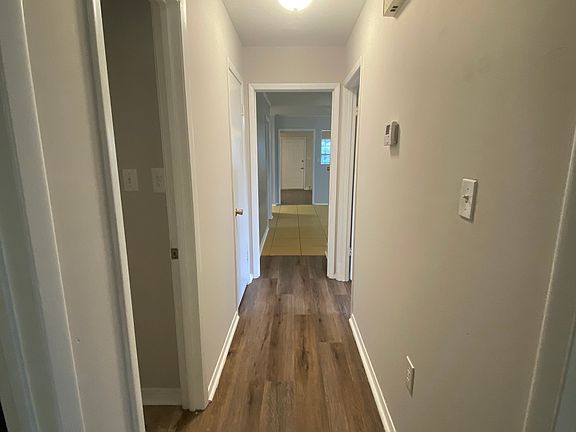 5th image of 2420 Demaret Dr