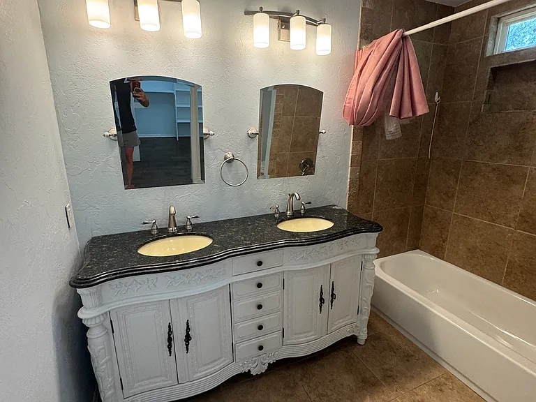 Upstairs Bathroom