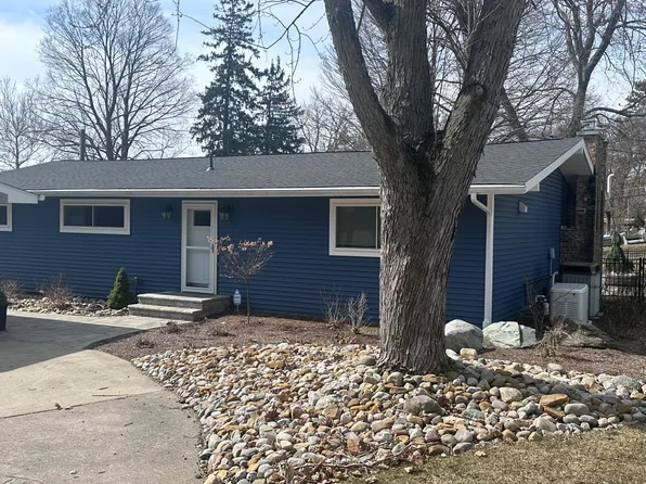 100 Riverdale St, Hillsdale, MI 49242