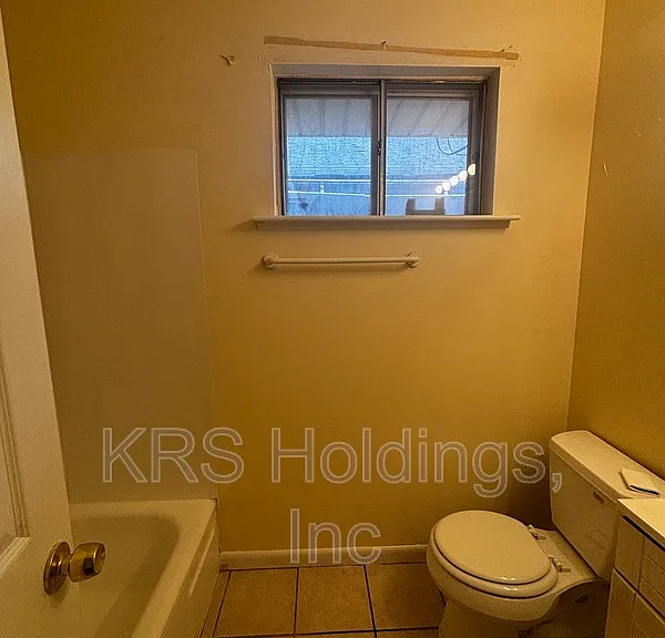 430 Greenbriar Ave — Photo 3