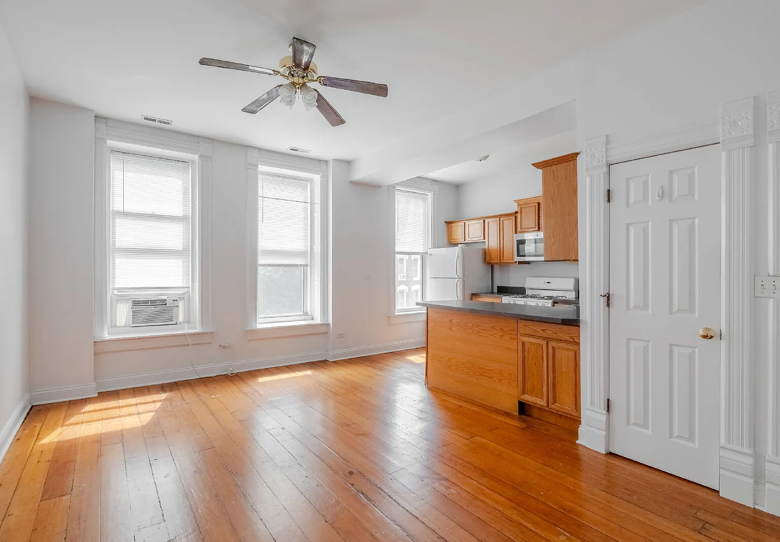 1 bed, 1.0 bath, 540 sqft, $1,975 — Photo 1