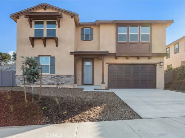 2004 Saguaro Gln, Escondido, CA 92025