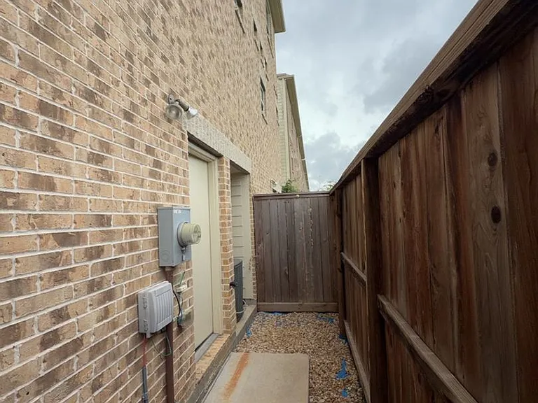 8705 Bryam St #502 — Photo 15
