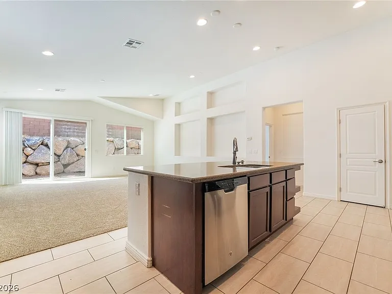 9835 High Alpine St — Photo 19