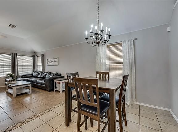 5th image of 509 Flowering Plum Ln