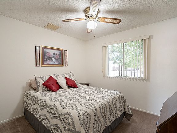 5th image of 1518 E Forge Ave