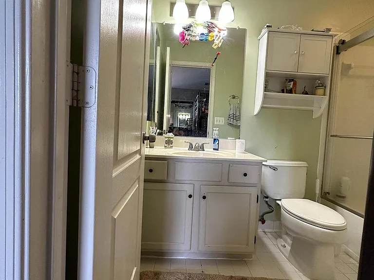 2386 Woodland Pond Ln — Photo 14