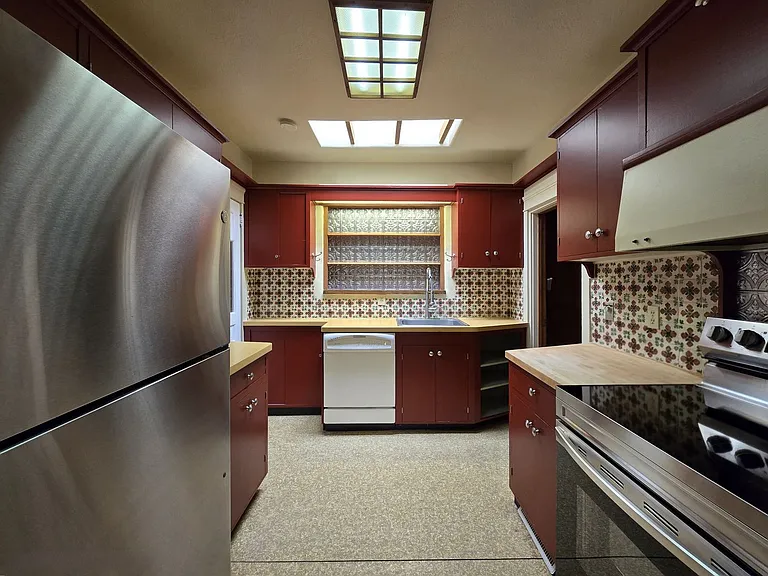 342 Hillside Ave — Photo 15