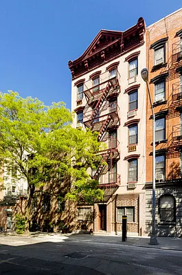 Rented by Corcoran | media 13