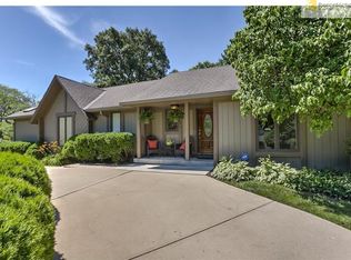 1501 NW Weatherstone Dr, Blue Springs, MO 64015